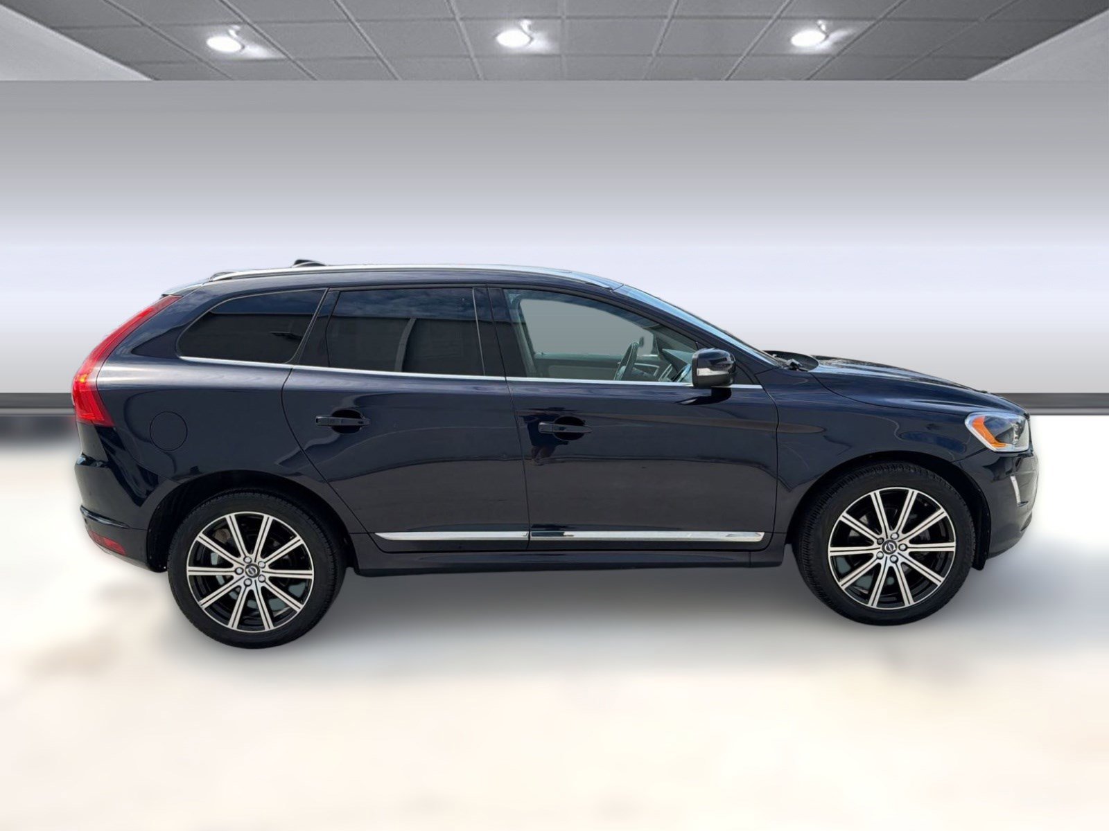 Used 2017 Volvo XC60 T6 Inscription w/ Climate Package AWD/4WD image 8