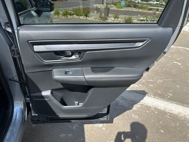 Used 2025 Honda CR-V Sport image 32