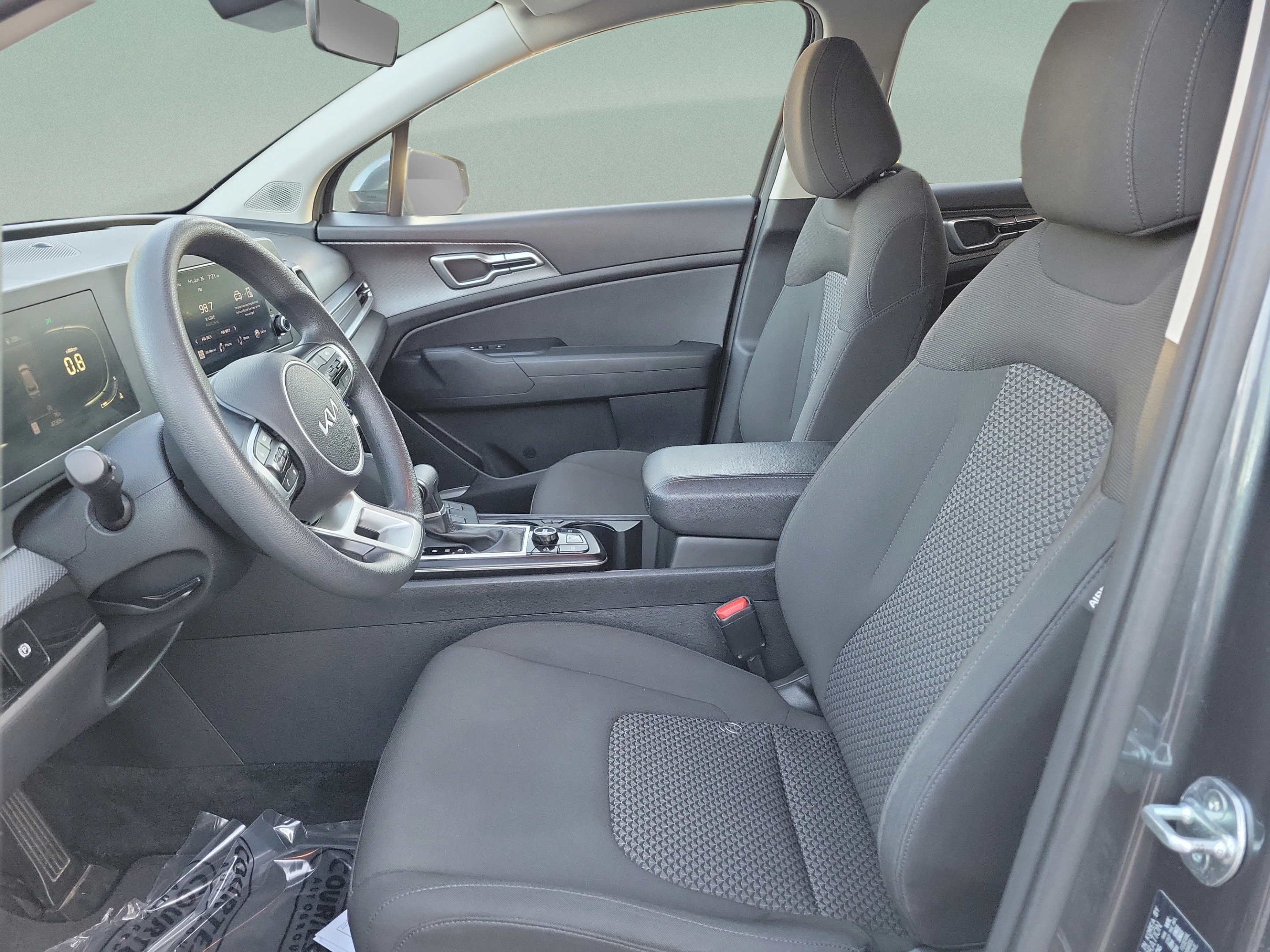 Certified 2024 Kia Sportage LX FWD image 16