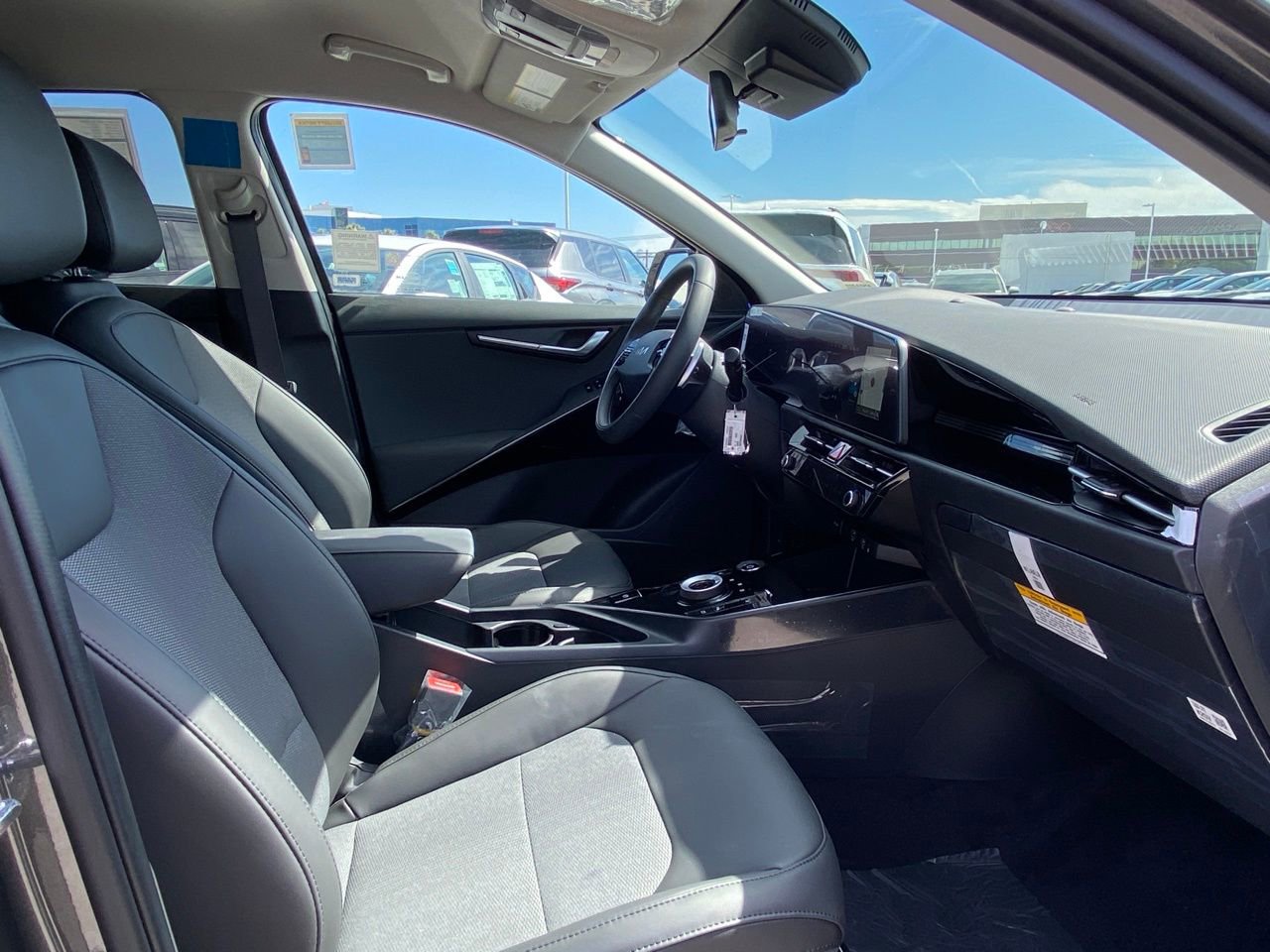 New 2026 Kia Niro Wind image 26