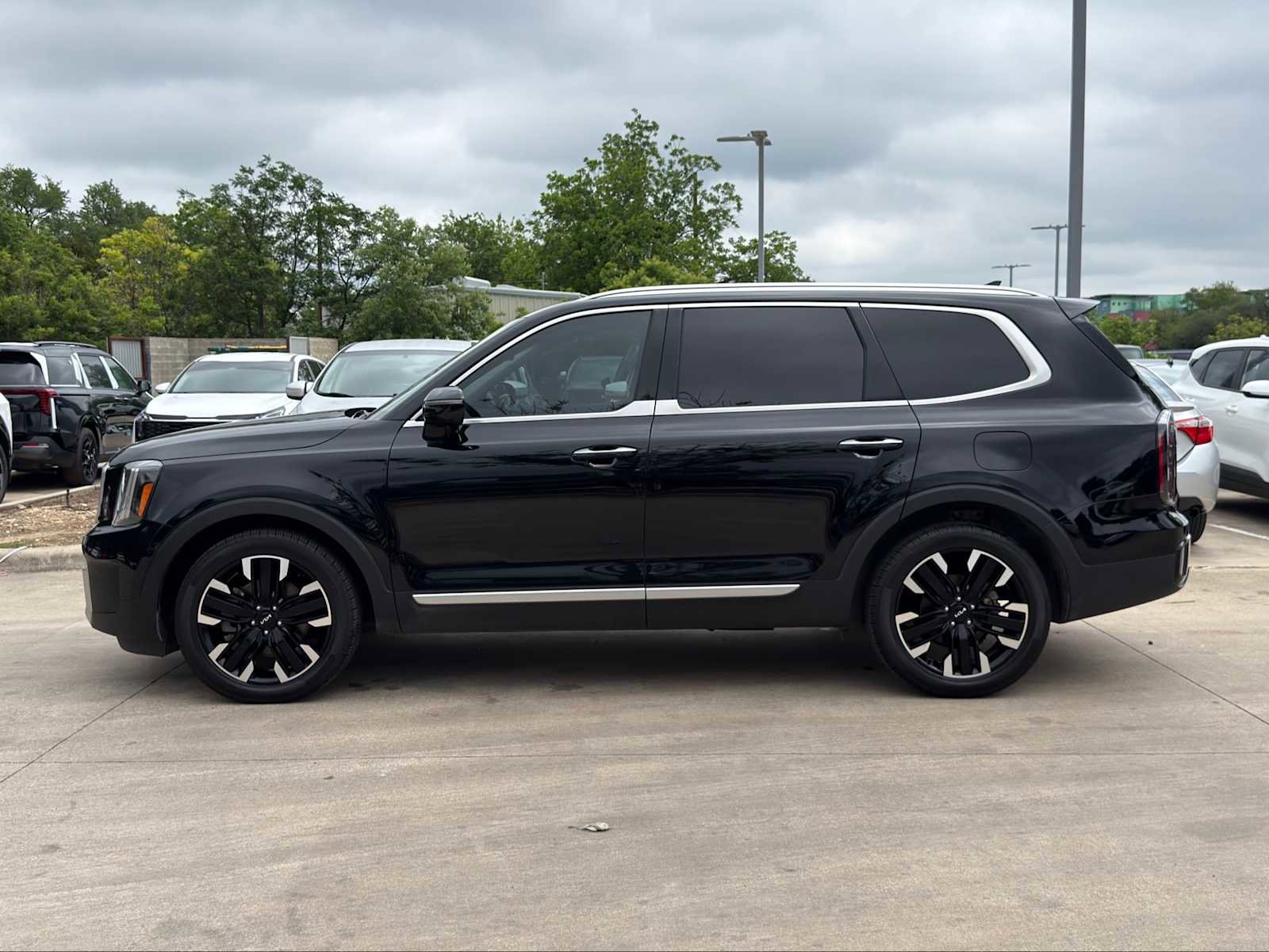 Used 2023 Kia Telluride SX Prestige AWD/4WD image 4