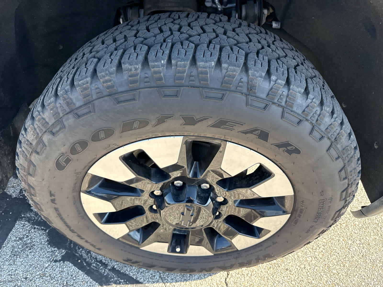 Used 2020 Chevrolet Silverado 2500 LT w/ All Star Edition AWD/4WD image 6