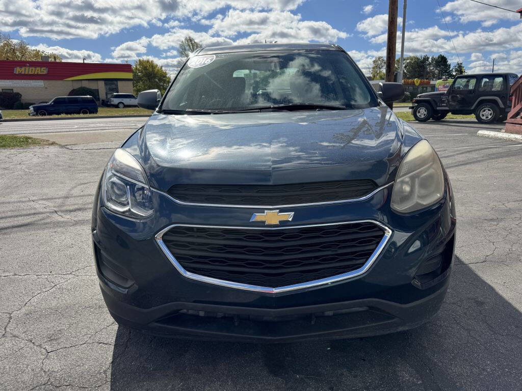 Used 2016 Chevrolet Equinox LS image 2