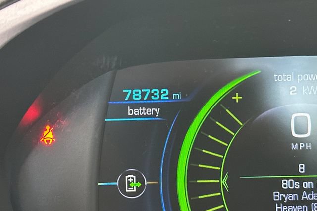 Used 2018 Chevrolet Volt LT w/ Comfort Package FWD image 28