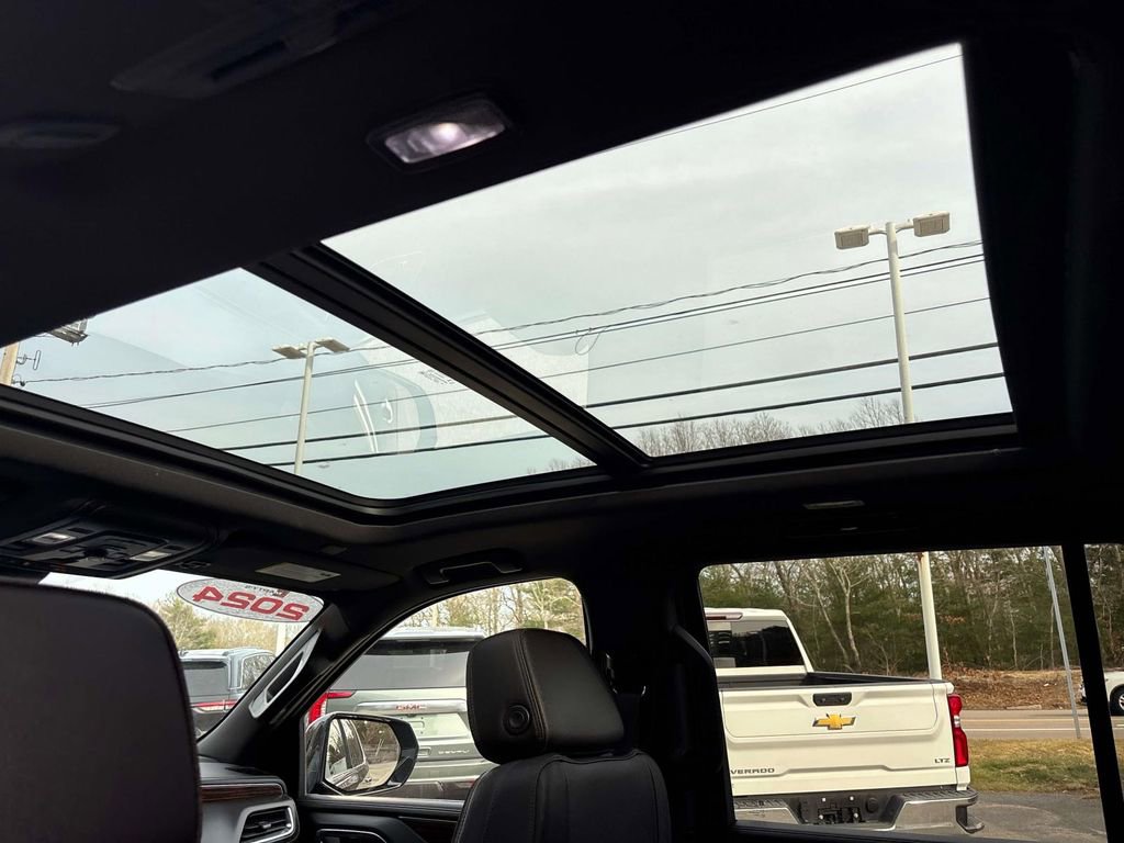 Certified 2024 Chevrolet Tahoe High Country image 12