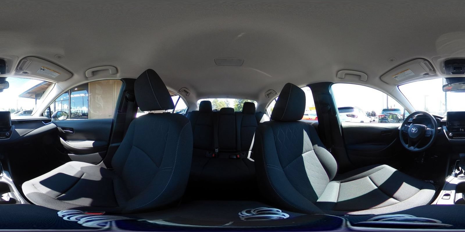 Used 2025 Toyota Corolla LE FWD image 42