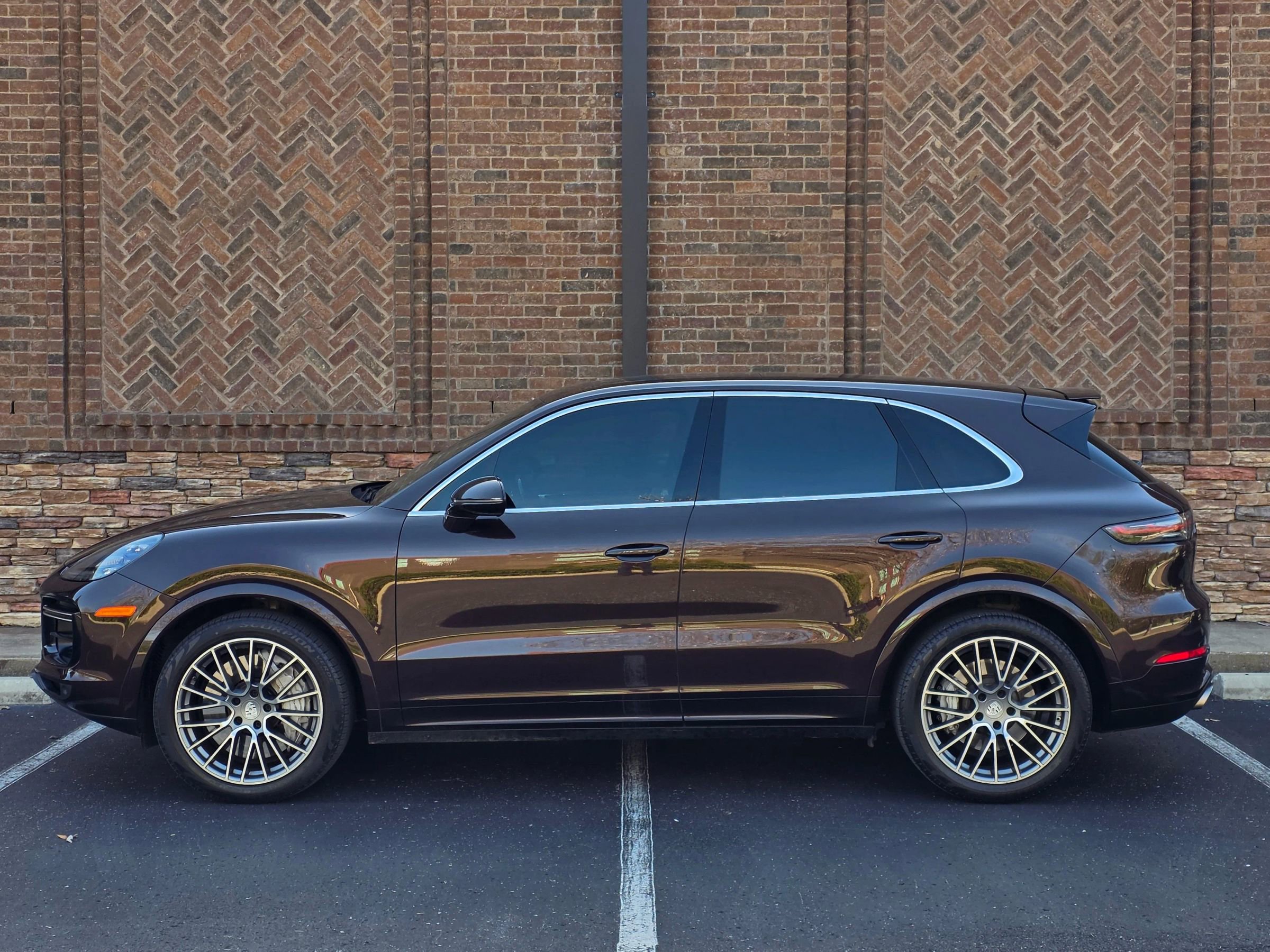 Used 2019 Porsche Cayenne Turbo AWD/4WD image 15