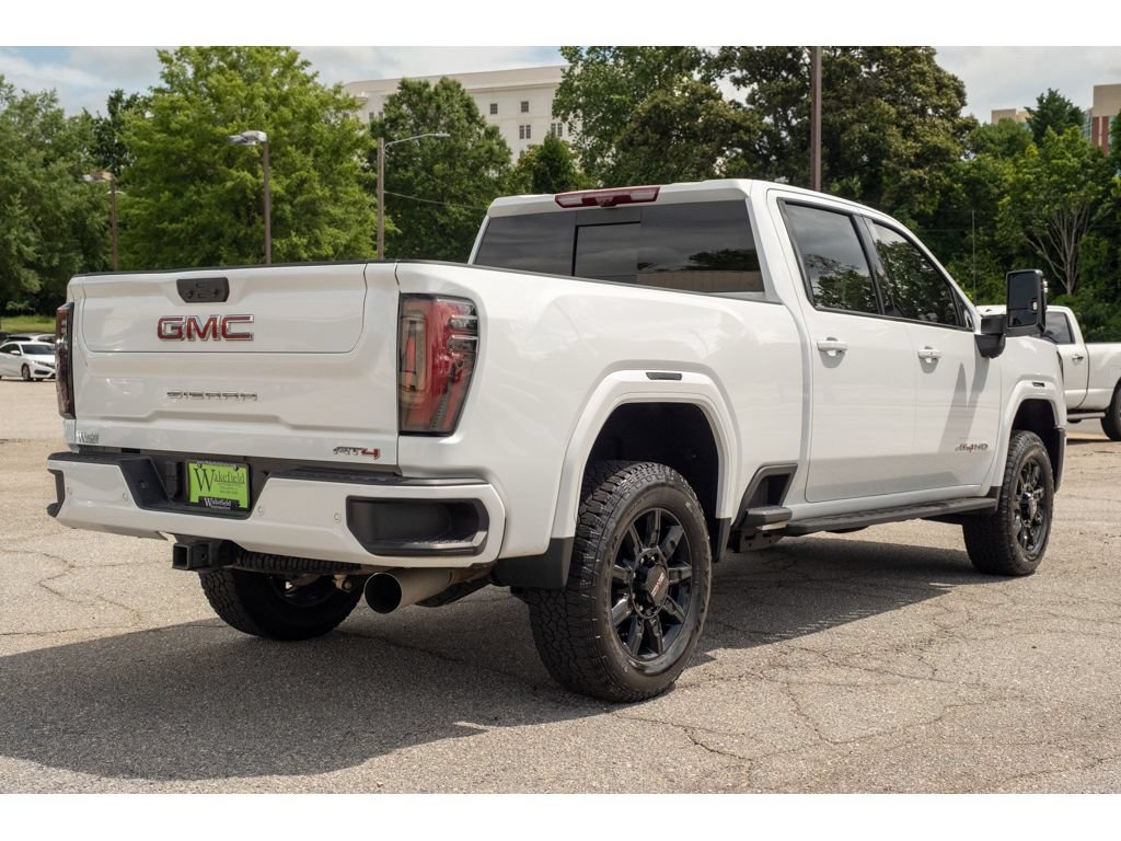 Used 2026 GMC Sierra 2500 AT4 w/ AT4 Premium Plus Package AWD/4WD image 8