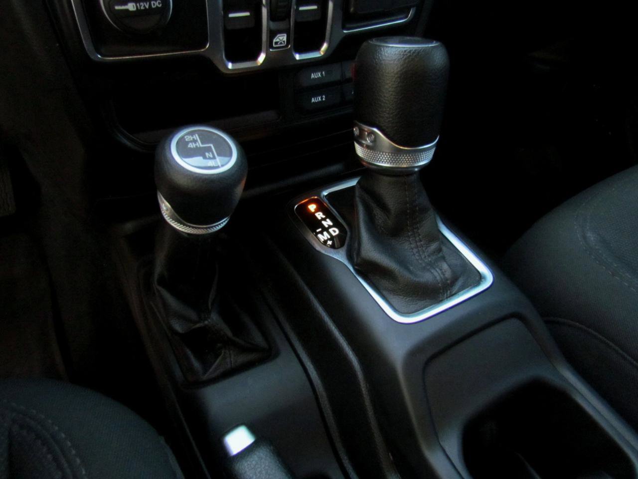 Used 2022 Jeep Wrangler Unlimited Sport AWD/4WD image 39