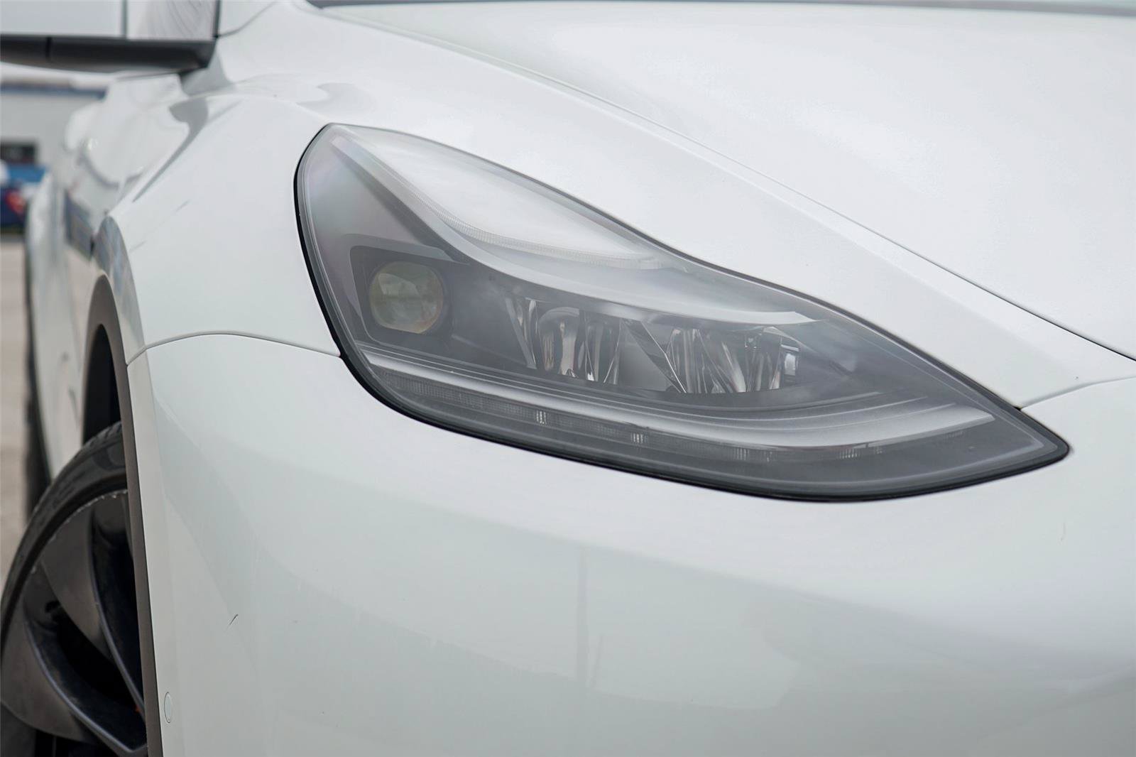 Used 2022 Tesla Model Y Performance AWD/4WD image 3