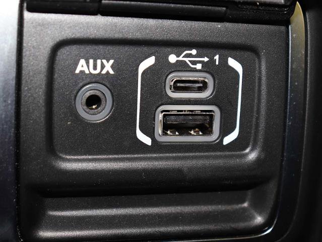 Used 2020 Jeep Wrangler Sport image 26