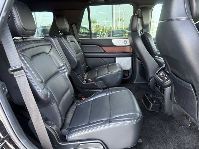 Used 2020 Lincoln Navigator Reserve w/ Equipment Group 208A Reserve AWD/4WD image 23