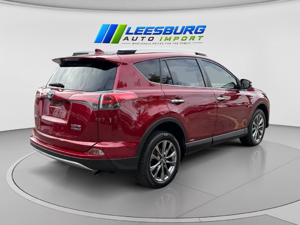 Used 2018 Toyota RAV4 Limited AWD/4WD image 5