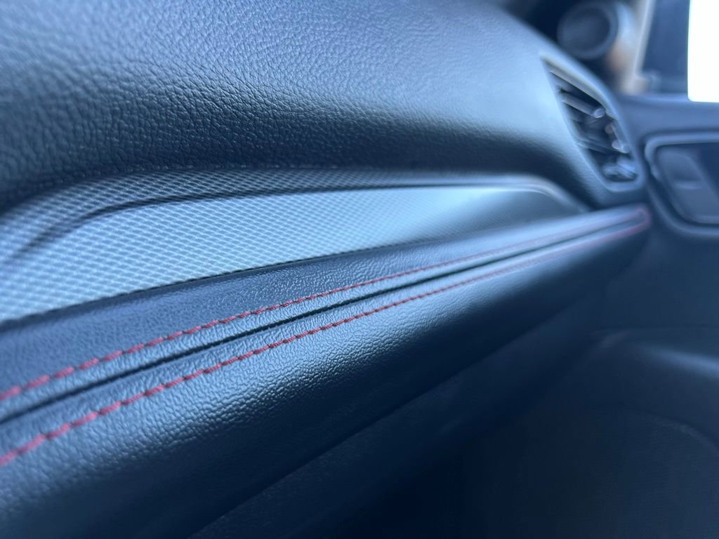 Used 2024 Dodge Durango GT image 29