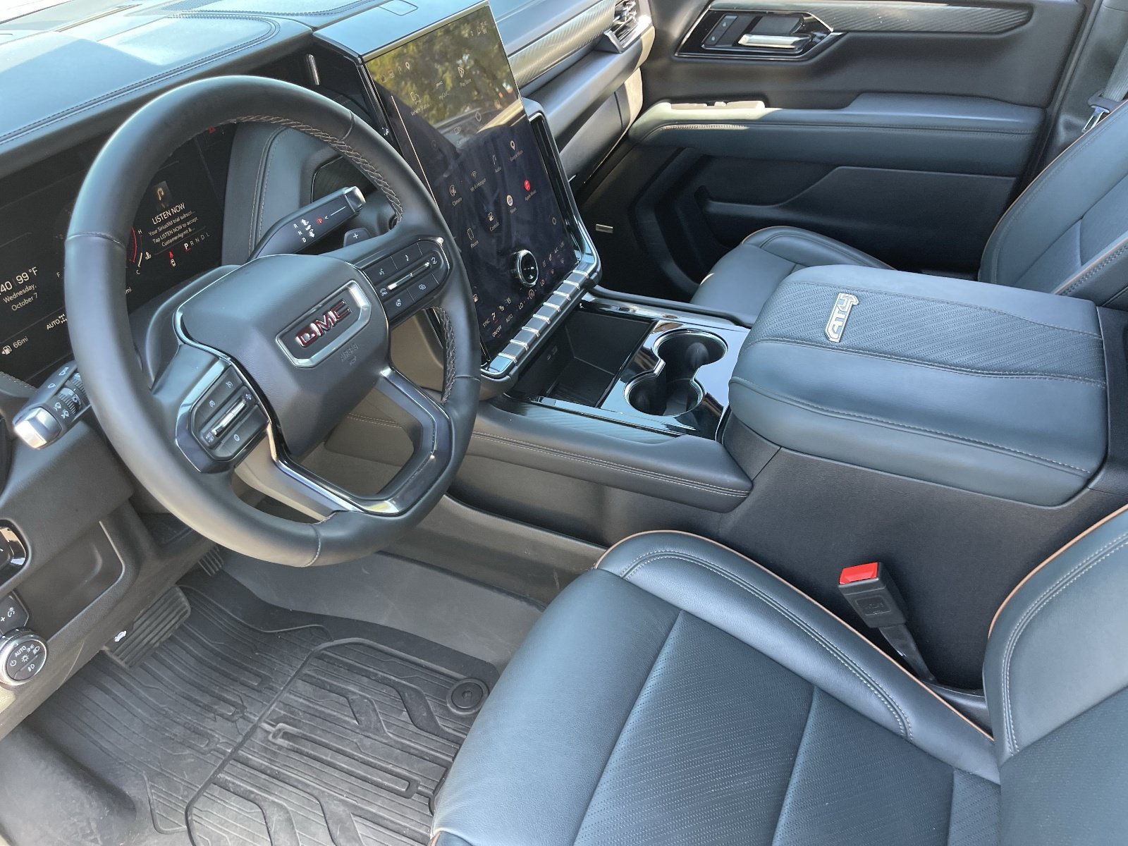 Certified 2025 GMC Yukon AT4 AWD/4WD image 20