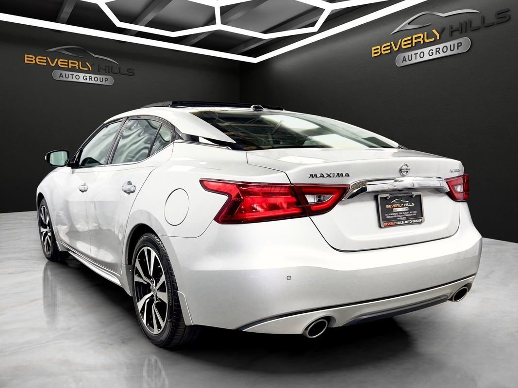Used 2018 Nissan Maxima Platinum image 3