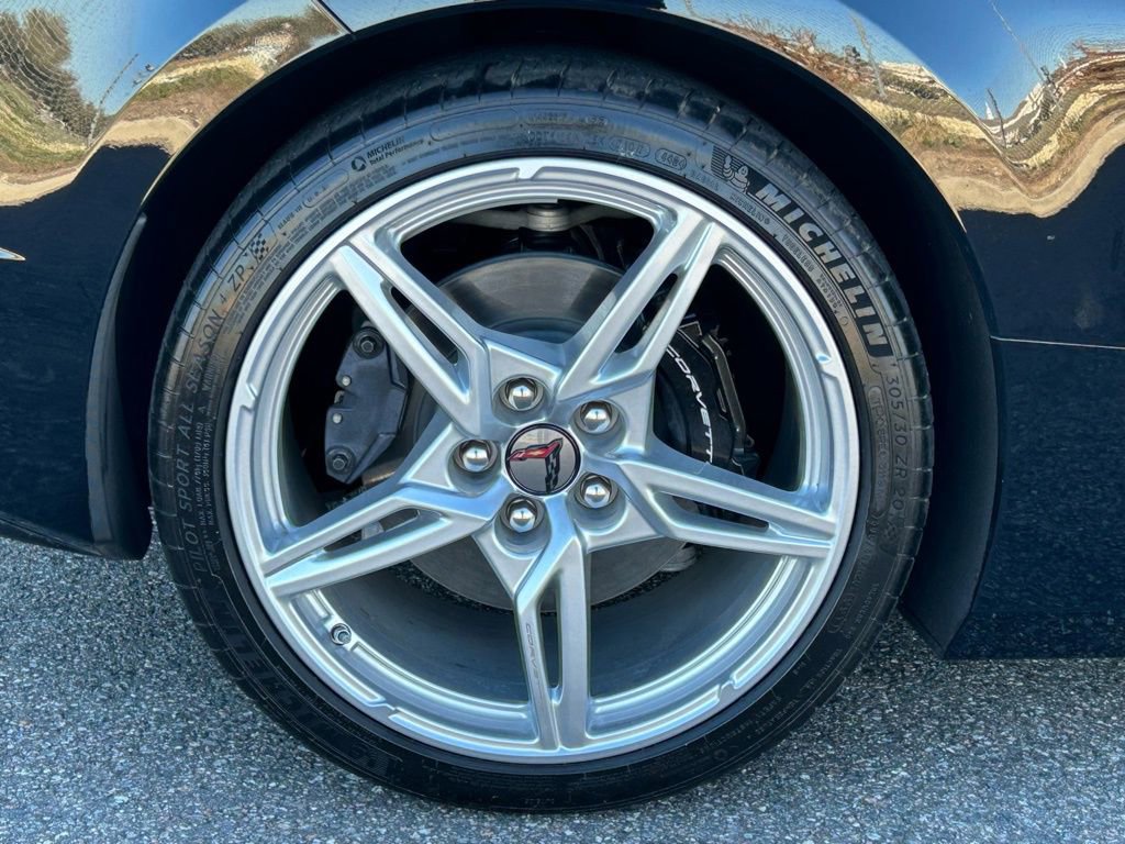 Used 2025 Chevrolet Corvette Stingray Premium Cpe w/ 3LT RWD image 48