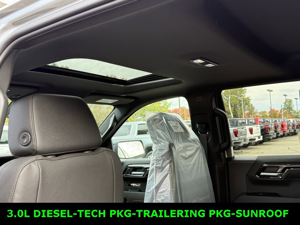 New 2026 GMC Sierra 1500 AT4 w/ AT4 Premium Package image 6