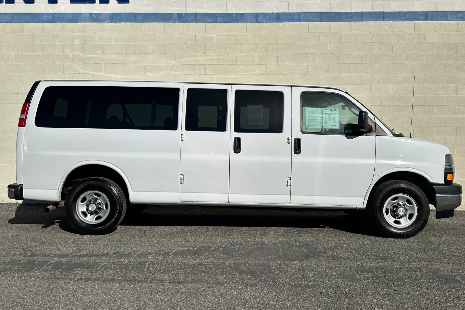 Certified 2019 Chevrolet Express 3500 LT w/ LT Preferred Equipment Group image 3