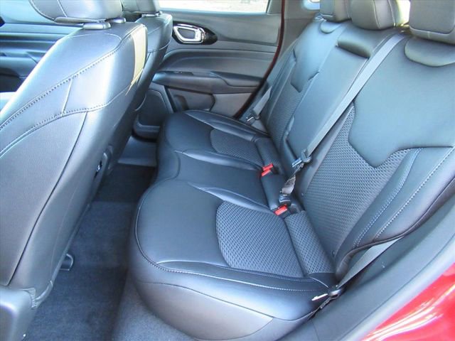 New 2026 Jeep Compass Latitude image 26