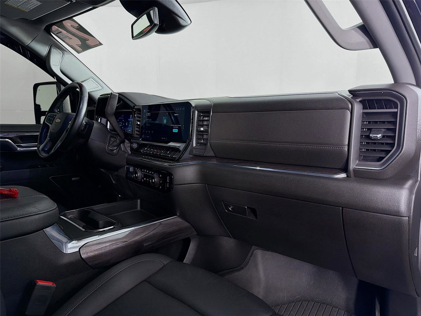 Used 2024 Chevrolet Silverado 3500 LTZ image 29