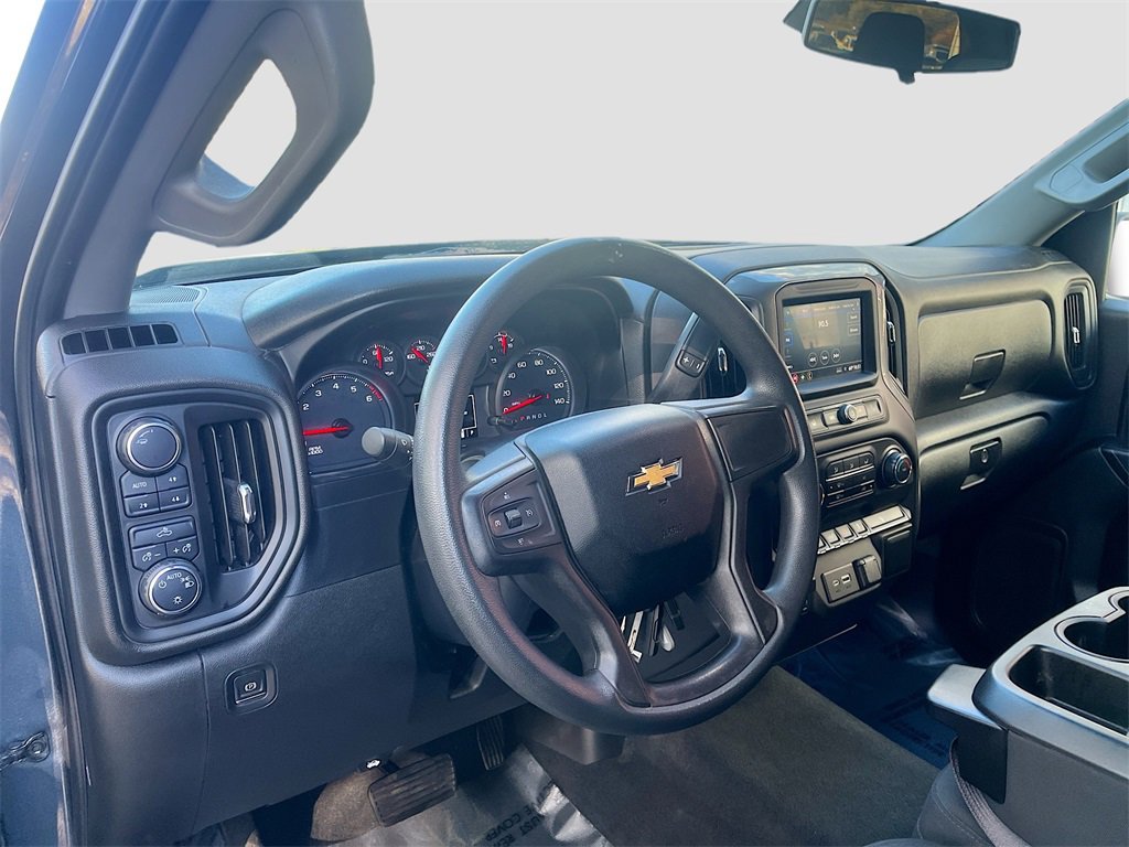 Used 2021 Chevrolet Silverado 1500 Custom Trail Boss w/ LPO, Dark Essentials Package image 9