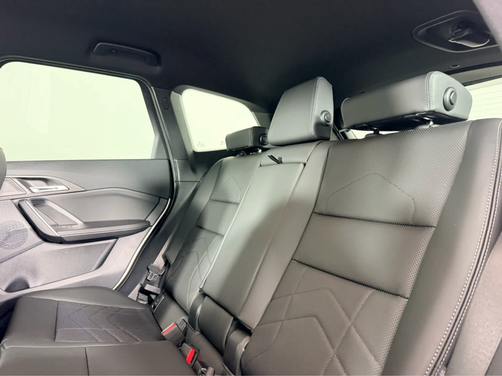 New 2027 BMW X1 xDrive28i AWD/4WD image 14