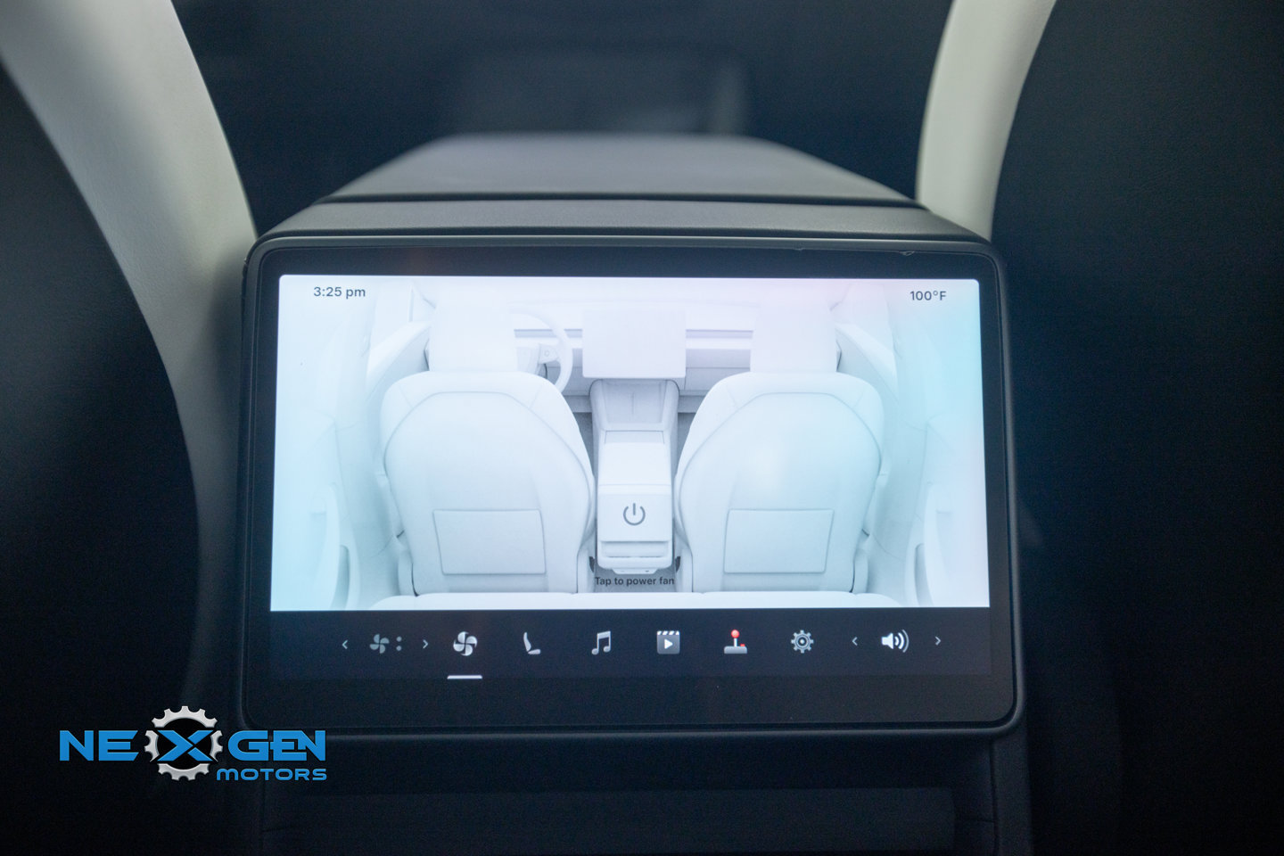 Used 2025 Tesla Model 3 Long Range AWD/4WD image 27