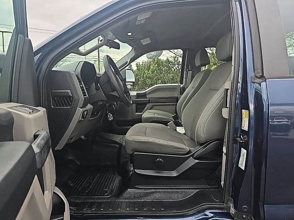 Used 2017 Ford F250 XL w/ STX Appearance Package AWD/4WD image 12