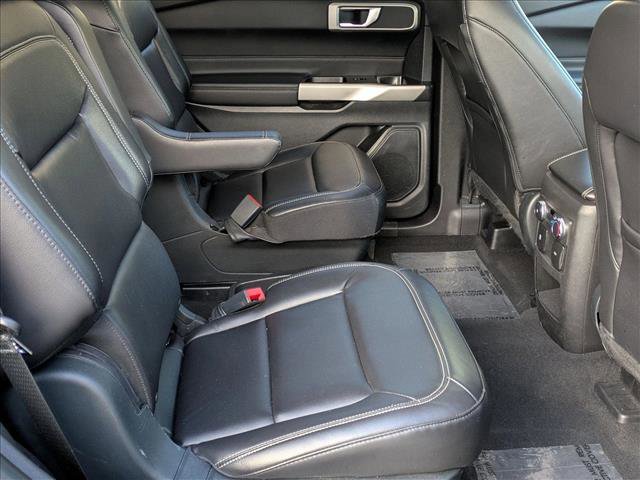 Used 2021 Ford Explorer XLT w/ Equipment Group 202A image 21