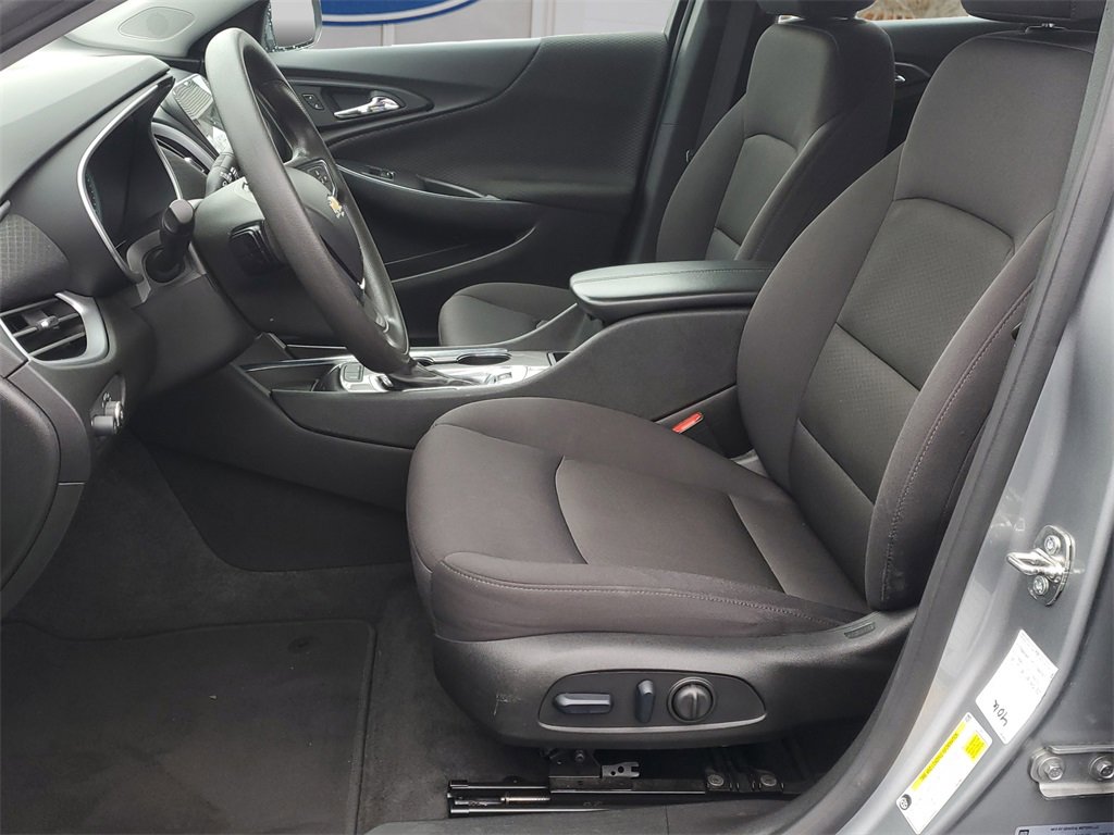 Used 2024 Chevrolet Malibu LT image 16