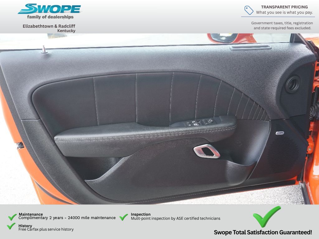 Used 2017 Dodge Challenger R/T Scat Pack RWD image 11