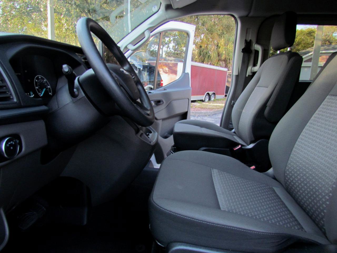 Used 2023 Ford Transit 350 XLT image 22