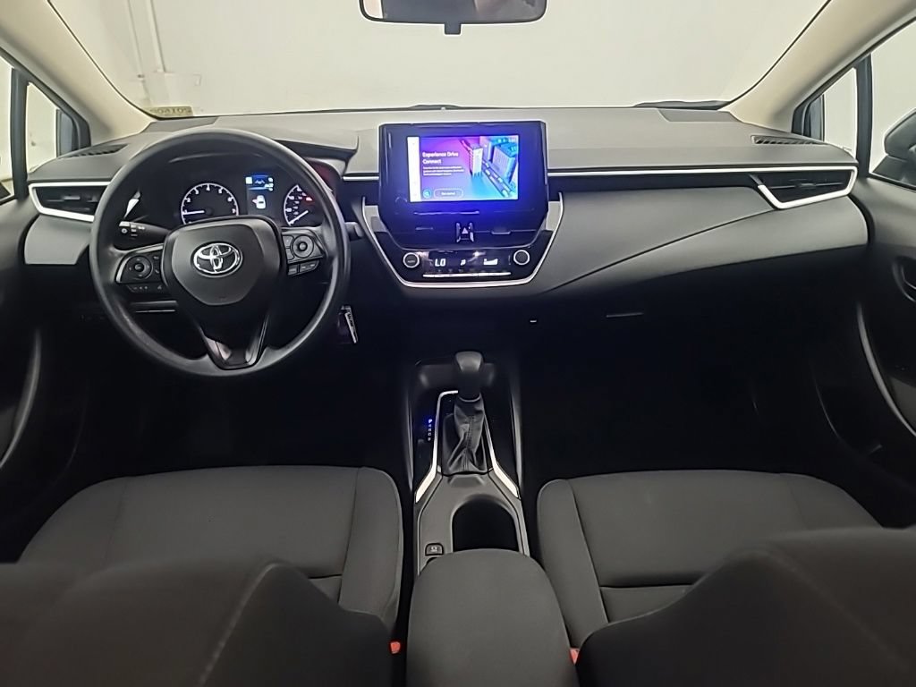 Used 2025 Toyota Corolla LE FWD image 23