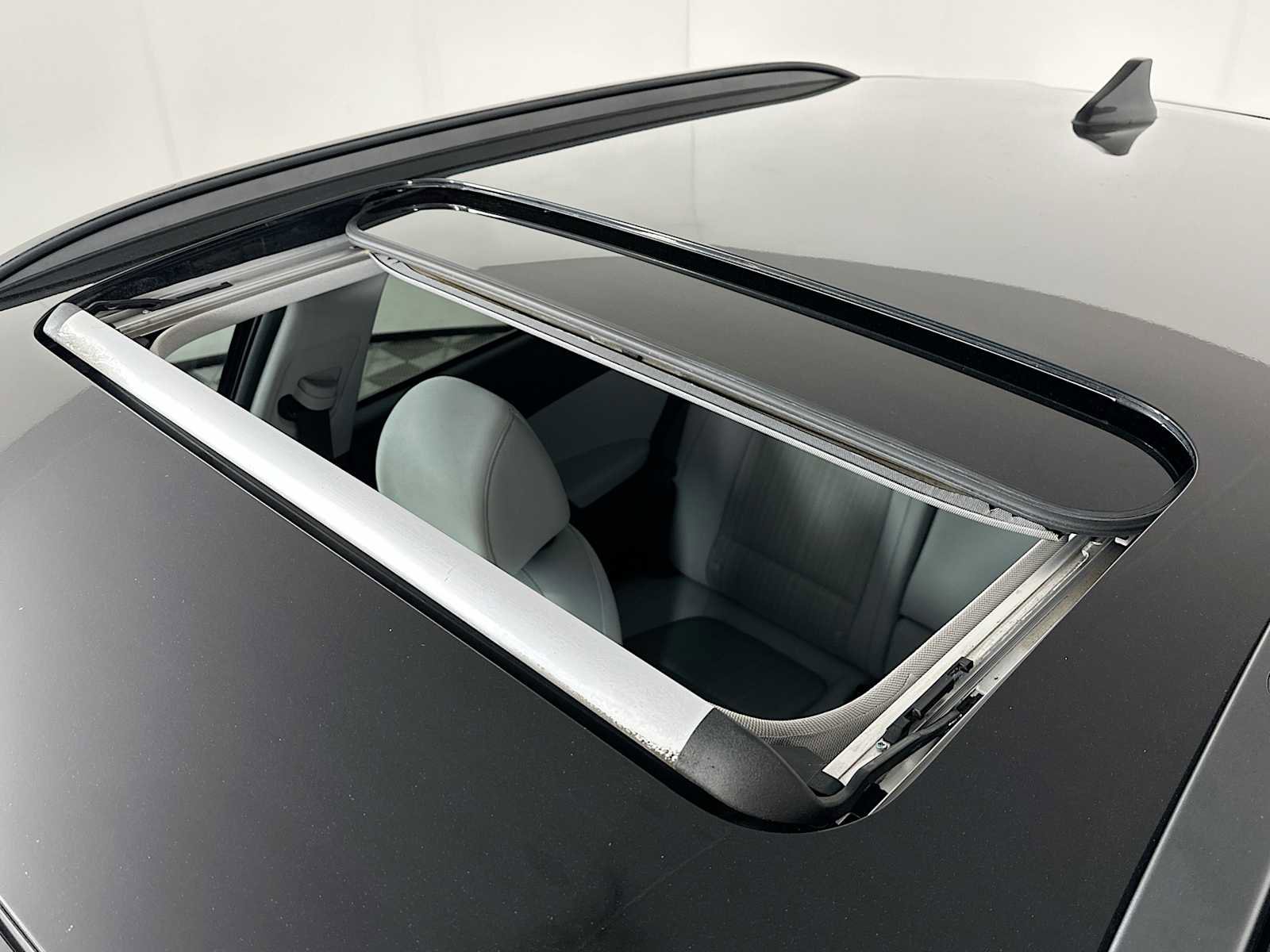 Used 2022 Hyundai Kona SEL w/ Convenience Package image 19