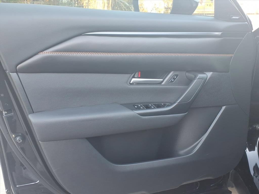 Used 2025 MAZDA CX-50 AWD 2.5 Hybrid w/ Weather Package image 21