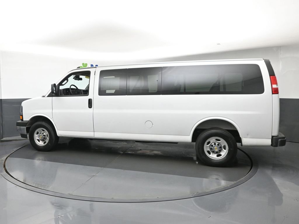 Used 2025 Chevrolet Express 3500 LT w/ LT Preferred Equipment Group RWD image 20
