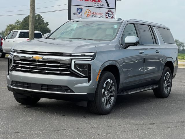 New 2026 Chevrolet Suburban LT w/ Comfort Package AWD/4WD image 45