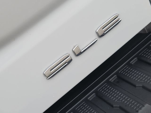 Used 2024 GMC Sierra 1500 SLE w/ Preferred Package image 9