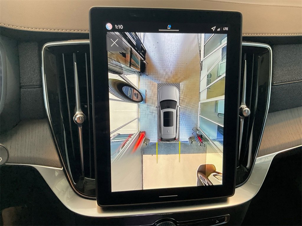 New 2026 Volvo XC90 B6 Ultra image 21