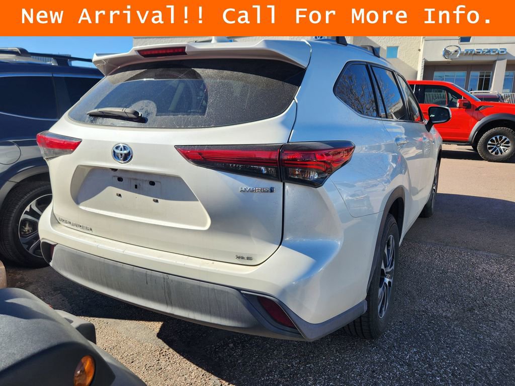 Used 2020 Toyota Highlander XLE image 5
