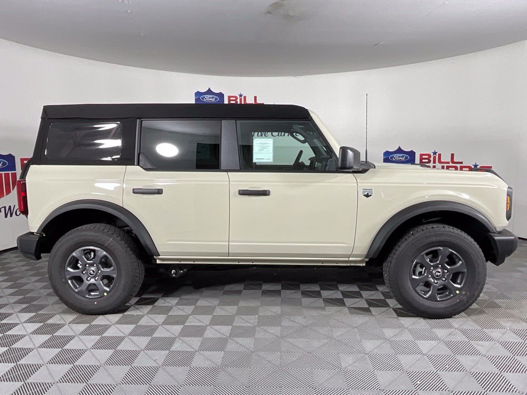 New 2026 Ford Bronco Big Bend AWD/4WD image 2