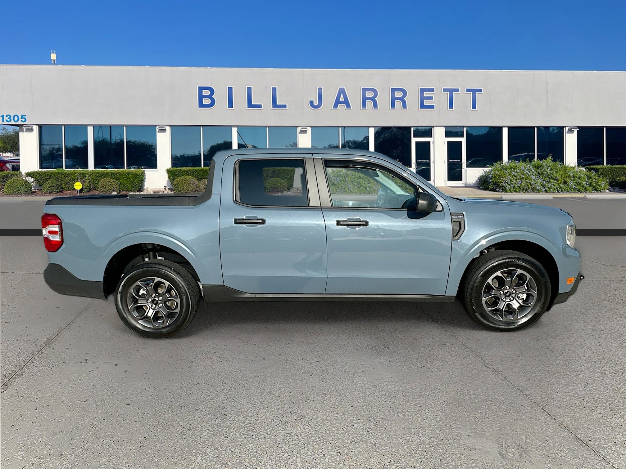 Certified 2024 Ford Maverick XLT FWD image 8