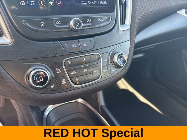 Used 2024 Chevrolet Malibu LT image 24