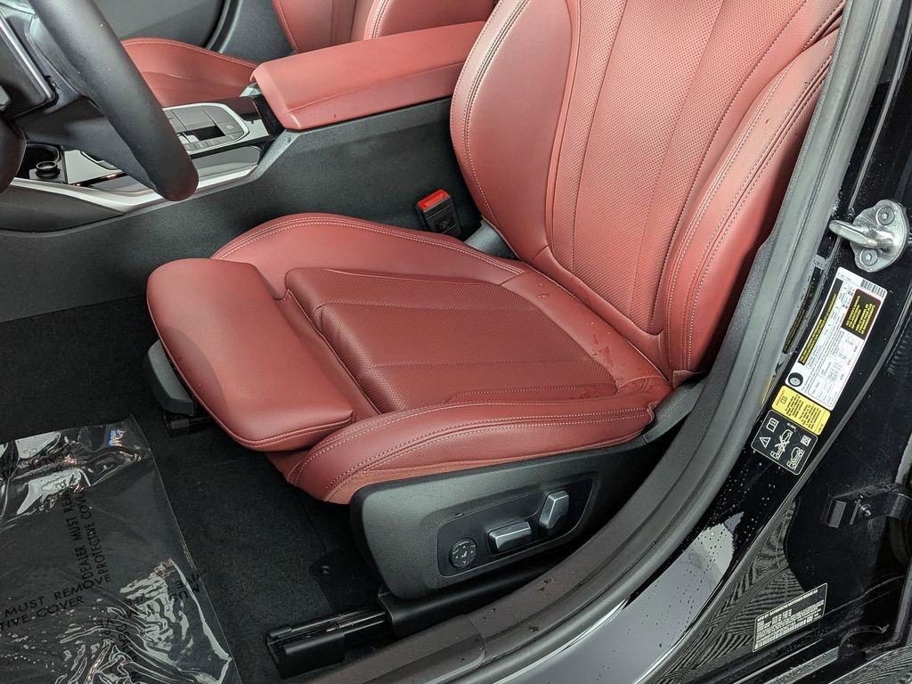 Certified 2023 BMW 330i xDrive 330i xDrive w/ Premium Package image 21