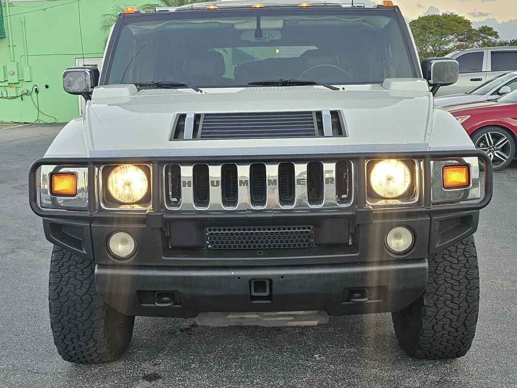 Used 2005 HUMMER H2 w/ Preferred Equipment Group image 21