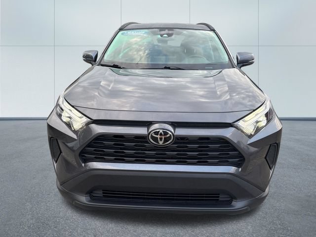 Used 2024 Toyota RAV4 XLE AWD/4WD image 6