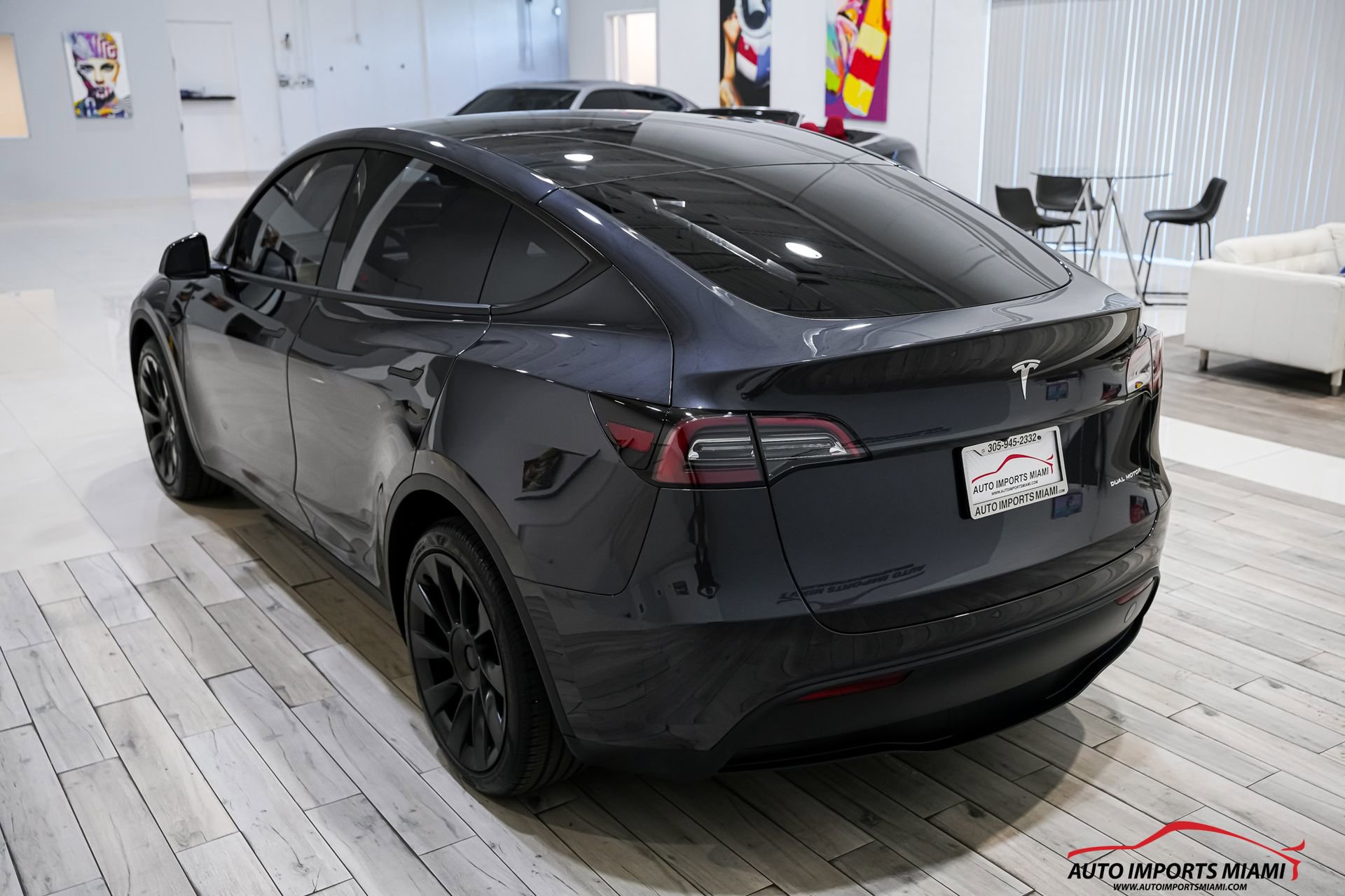 Used 2024 Tesla Model Y Long Range AWD/4WD image 16