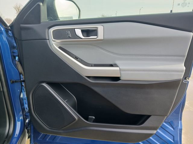 Used 2021 Ford Explorer XLT w/ Equipment Group 202A image 28