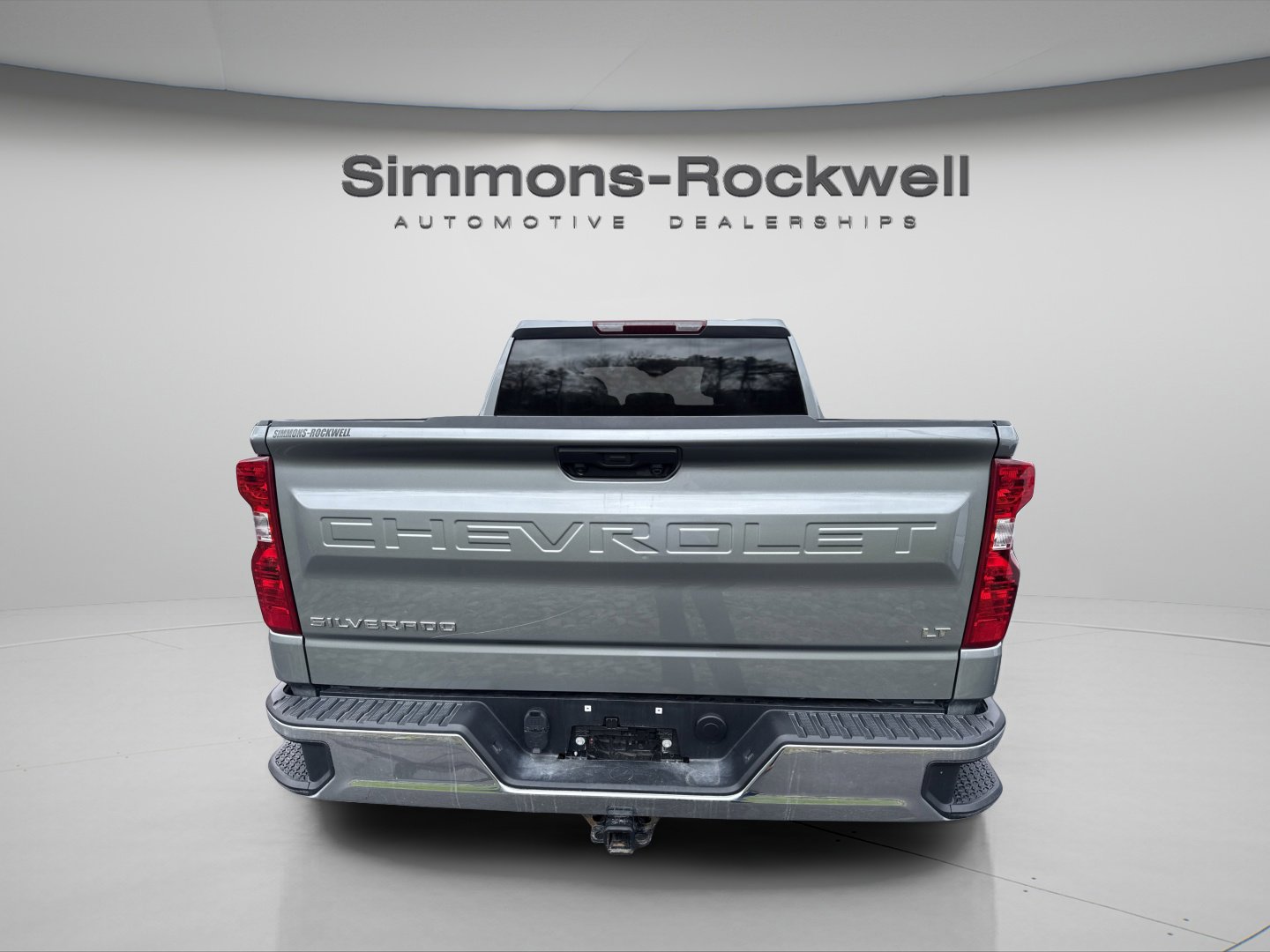 Used 2025 Chevrolet Silverado 1500 LT AWD/4WD image 7